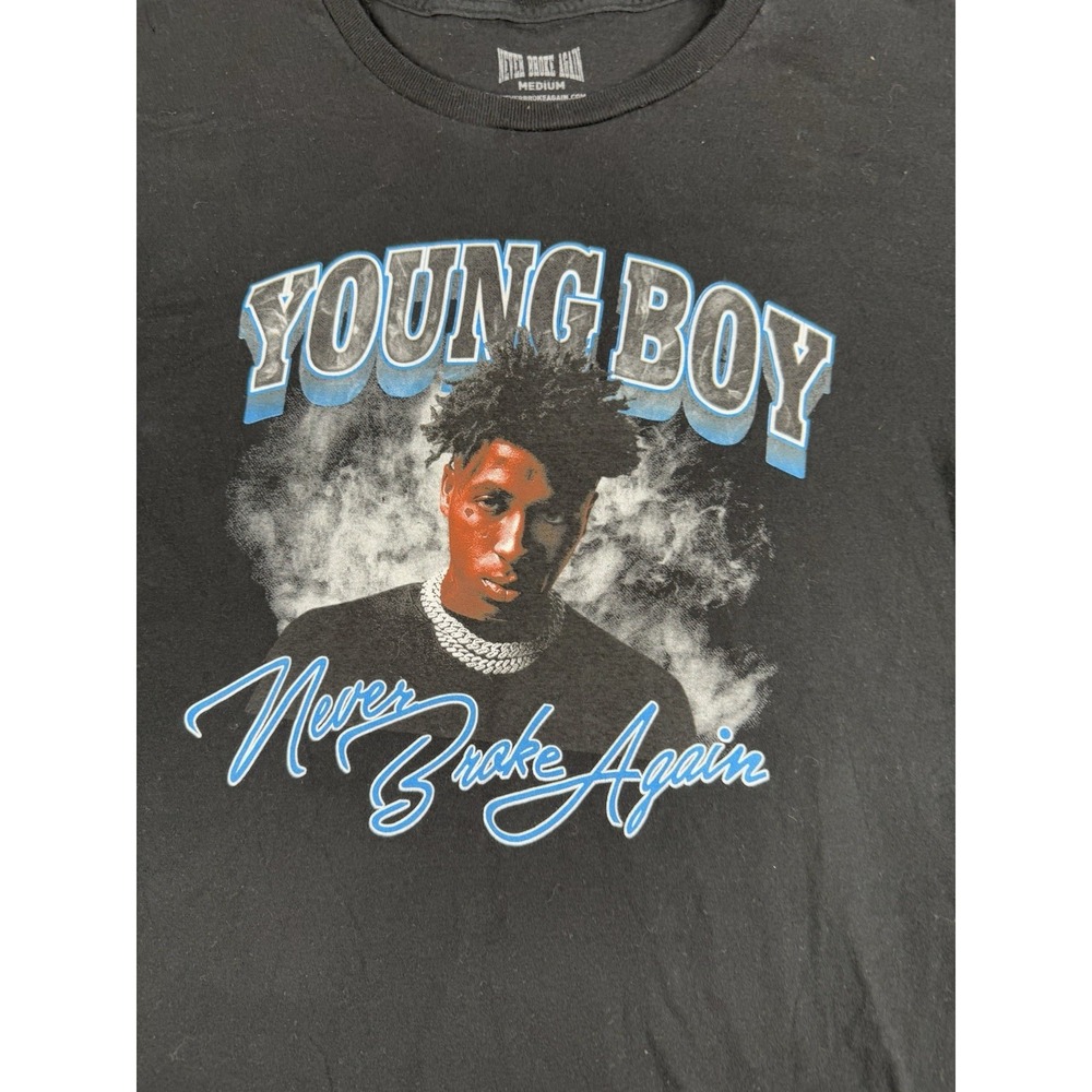 YoungBoy 'Never Broke Again' Album Cover t- shirt- Black w/ White print Size M*‎